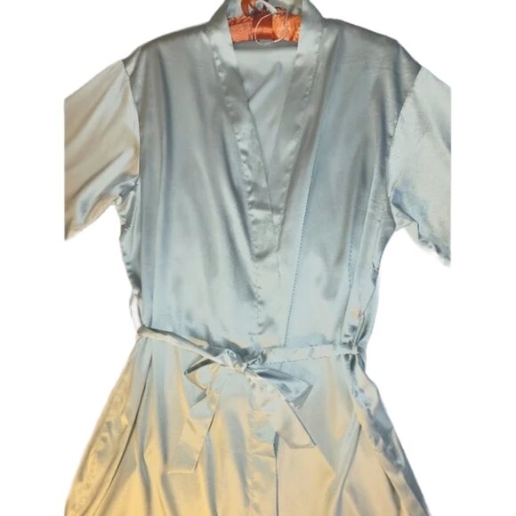 "Mother Of The Groom" Light Blue Satin Kimono with Gold Glitter Writing One Size - Picture 10 of 16